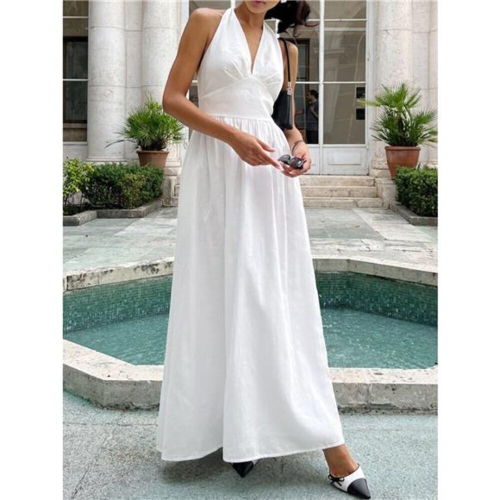 Halter Neck Flowy Maxi Dress